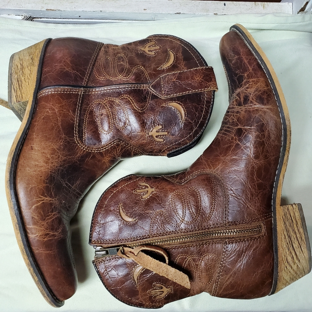 Brown Leather Cowboy boots